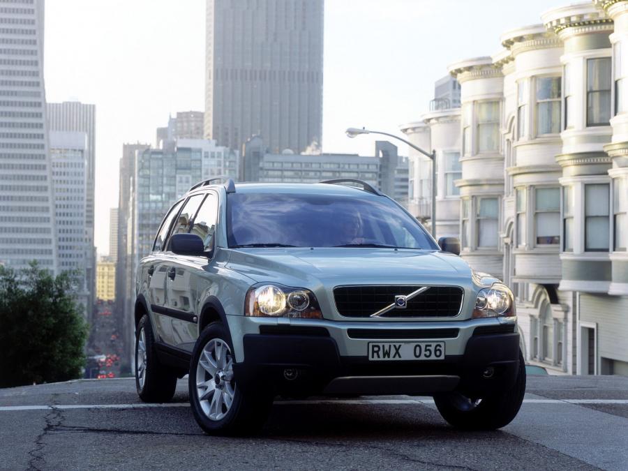  Volvo XC90 2002 года  (фото 17 из 34)